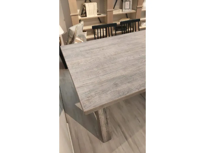 Tavolo in legno rettangolare Mod wood Devina nais a prezzo ribassato