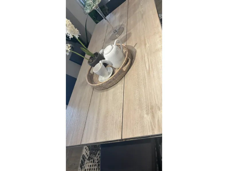 Tavolo in legno rettangolare Tavolo industrial  Marchi cucine in offerta outlet
