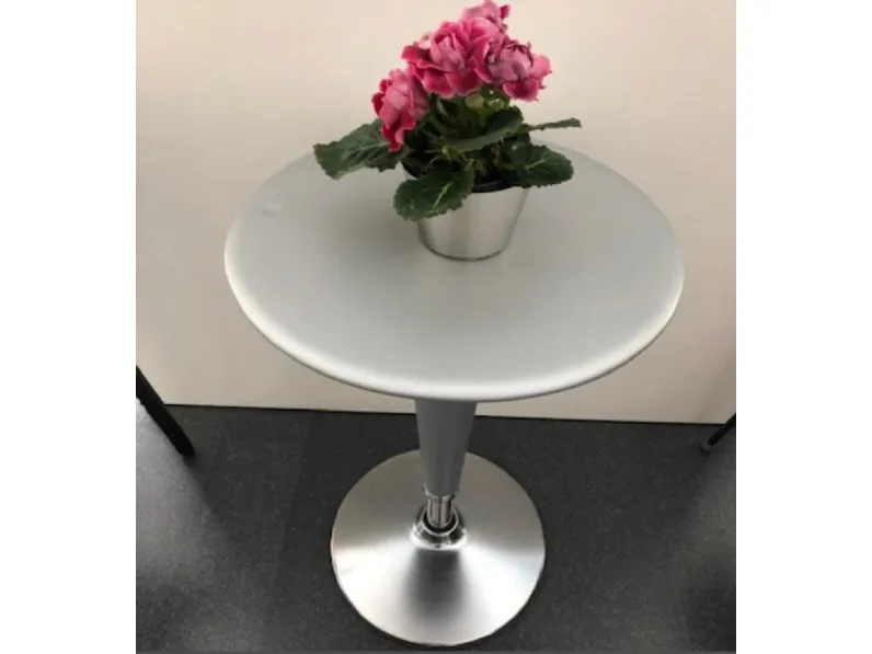 Tavolo rotondo Bombo table grigio argento Magis scontato del 70%