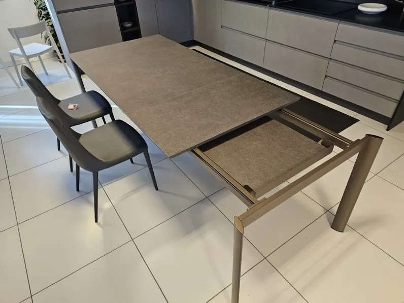 Tavolo Eminence evo Connubia in laminato Allungabile 