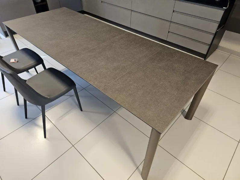 Tavolo Eminence evo Connubia in laminato Allungabile 