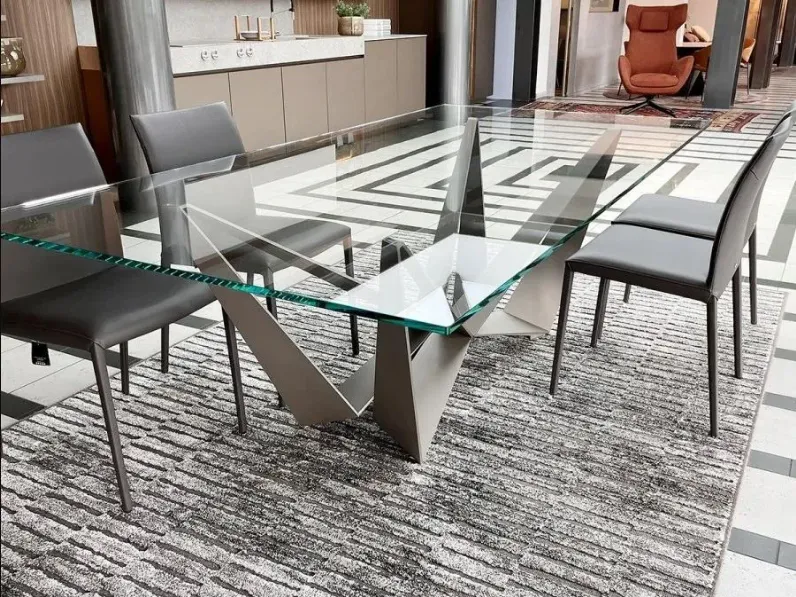 Tavolo fisso Skorpio Cattelan italia a soli 2545 Euro