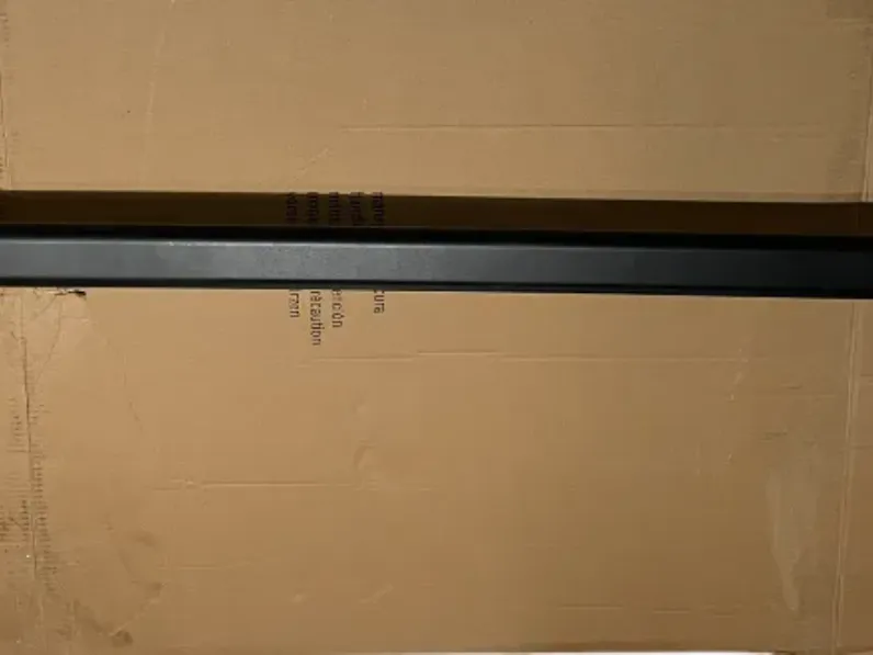 Tavolo in legno rettangolare Tavolo mila' piano in vetro  Magis a prezzo scontato