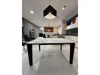 Tavolo Infinity di Scavolini scontato del 30%