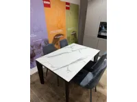 Tavolo Infinity di Scavolini scontato del 30%