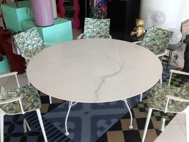 Tavolo in ceramica rotondo Glossy xxl Kartell in offerta outlet