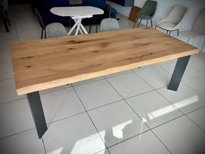 Tavolo Linear di Artigianale scontato del 56%