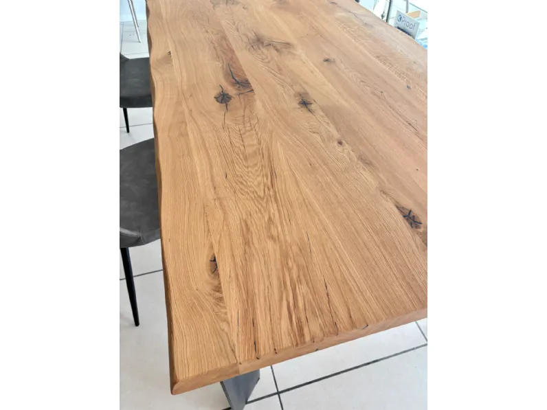 Tavolo Linear di Artigianale scontato del 56%