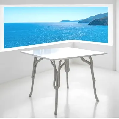 Tavolo quadrato Tavolo vigna 90x90 Magis scontato del 70%