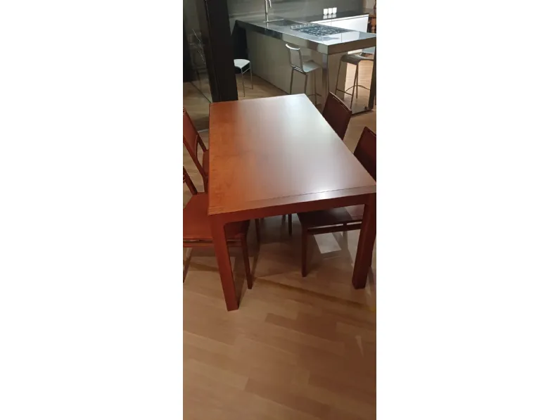 Tavolo Mila Besana a prezzo ribassato