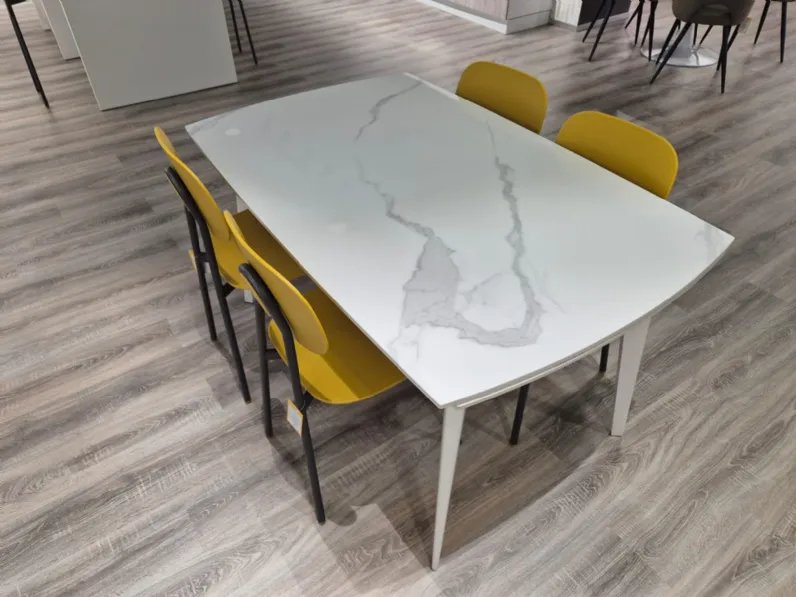 Tavolo rettangolare in ceramica Oceano di Artigianale in Offerta Outlet