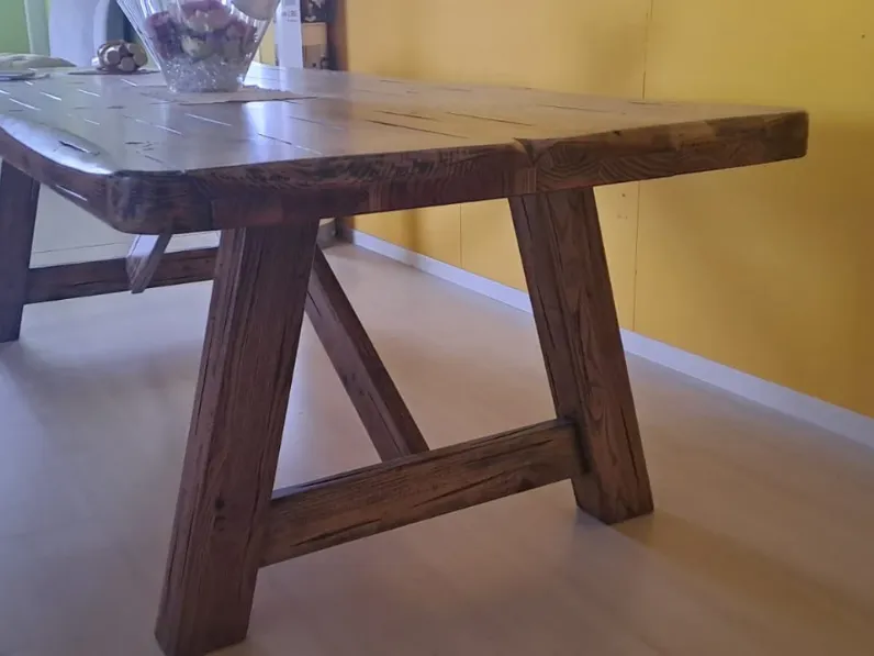 Tavolo in legno rettangolare Omega &tradition in offerta outlet