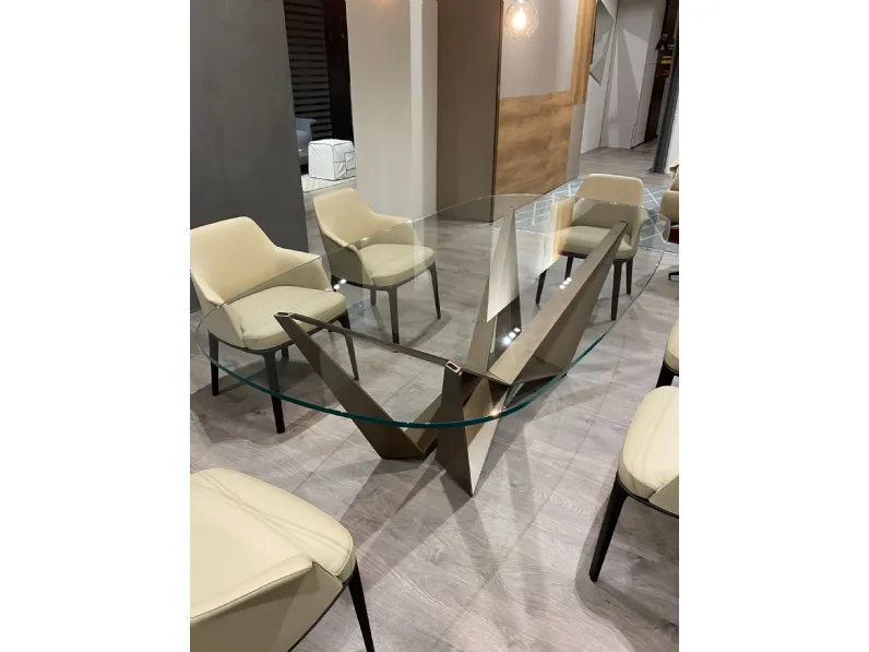 Tavolo ovale a quattro gambe Skorpio Cattelan italia scontato