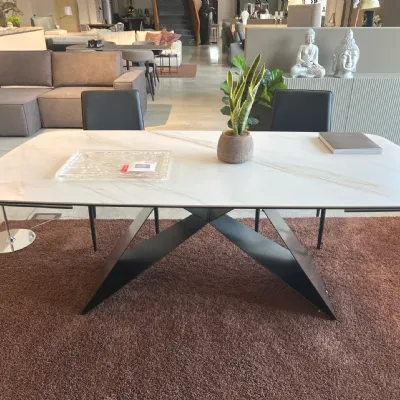 Tavolo allungabile Thanos x Stones a soli 1900 Euro