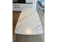 Tavolo ovale in ceramica Thanos x di Stones in Offerta Outlet