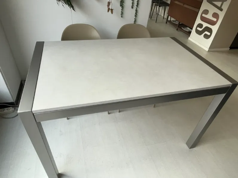 Tavolo rettangolare in laminato Quadrifoglio di Scavolini in Offerta Outlet