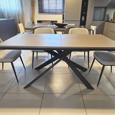 Tavolo in altri materiali rettangolare 4x4 Ozzio in offerta outlet
