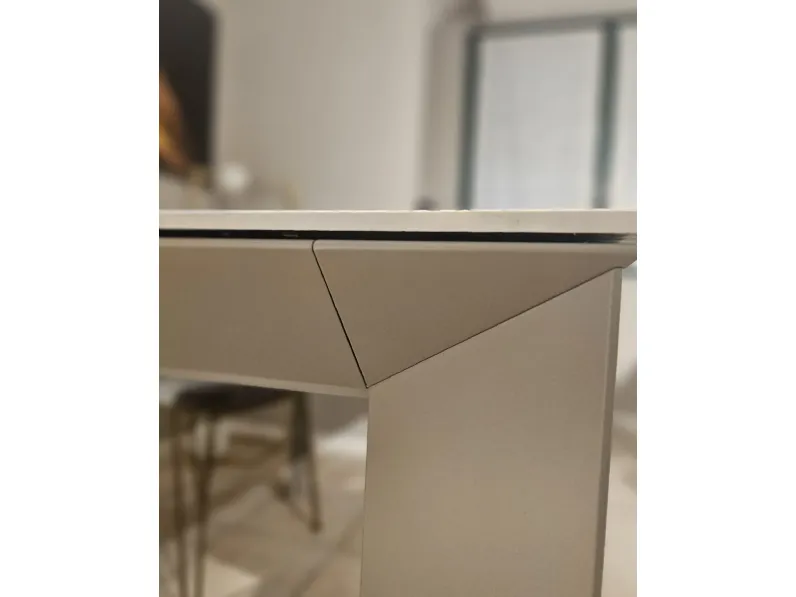 Tavolo Diamante Pointhouse in OFFERTA OUTLET -40%