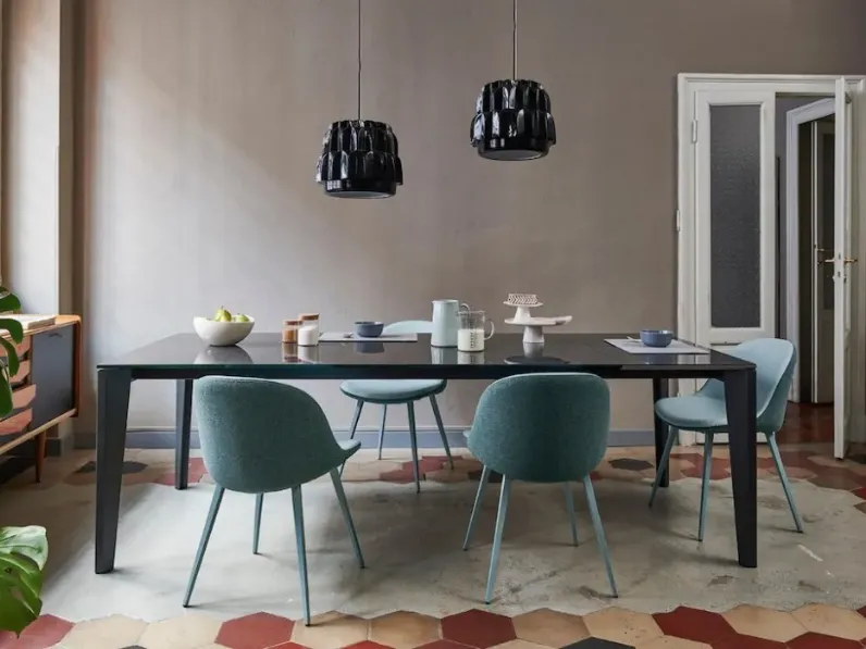 Tavolo Diamante Midj in vetro Allungabile scontato 30%