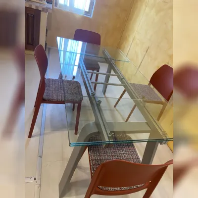 Tavolo Marte Target point in vetro Allungabile 