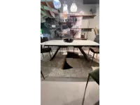 Tavolo sagomato in ceramica Tavolo allungabile zamagna di Zamagna in Offerta Outlet
