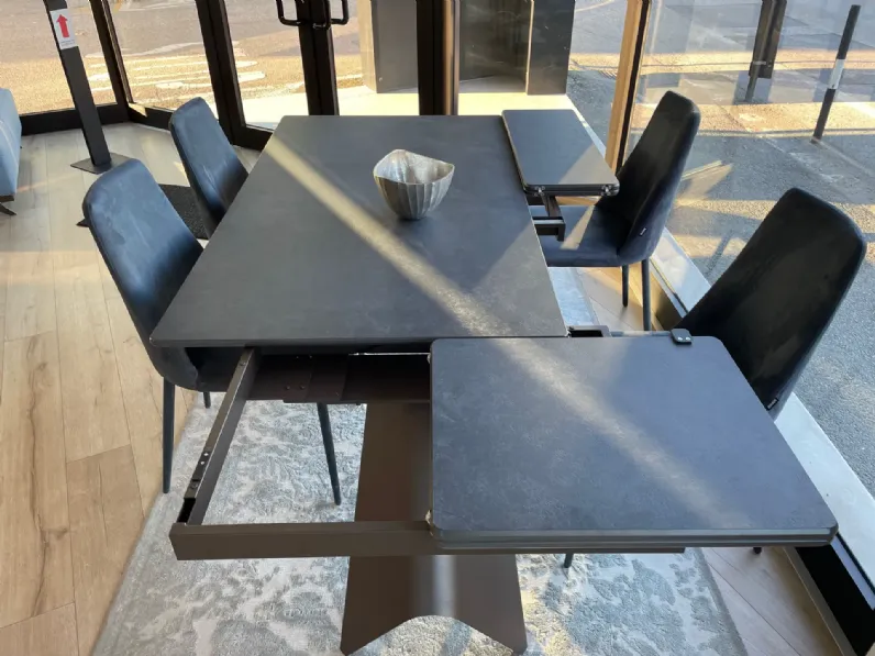Tavolo scavolini luxor magnum Scavolini a prezzo scontato