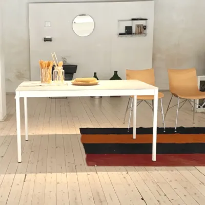 Tavolo in vetro rettangolare Tavolo icaro Desalto in offerta outlet