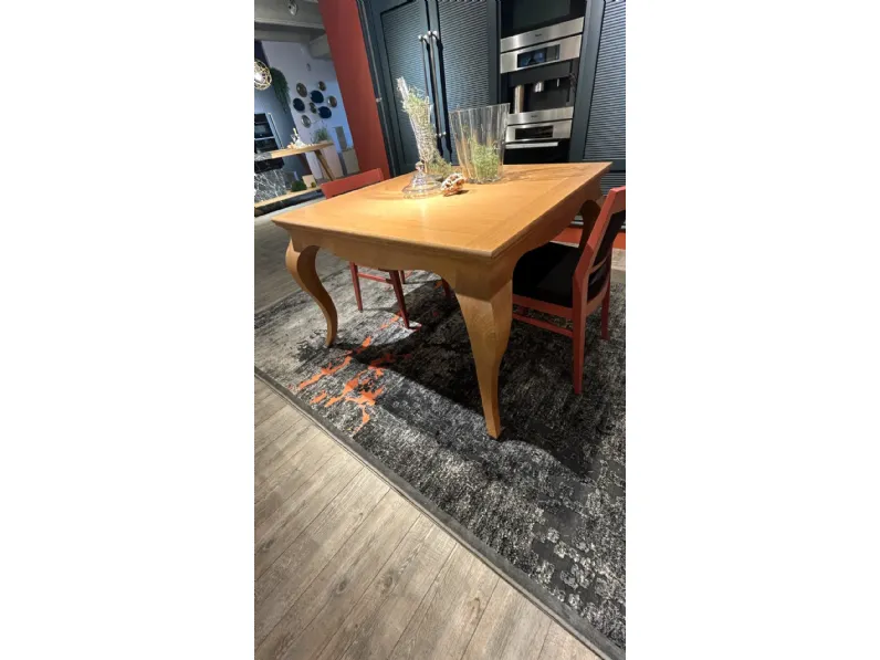 Tavolo quadrato  Dialma brown in legno Fisso scontato 50%