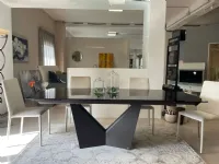Tavolo sagomato in vetro Tavolo sidney di Scavolini in Offerta Outlet