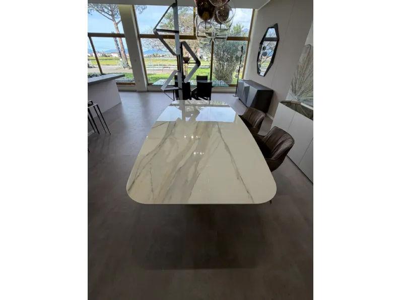 Tavolo in ceramica sagomato Tavolo skorpio keramik Cattelan italia a prezzo ribassato
