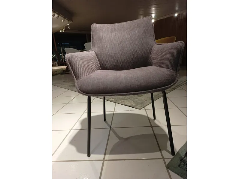 Tavolo in offerta outlet modello Tavolo star  di Devina nais 