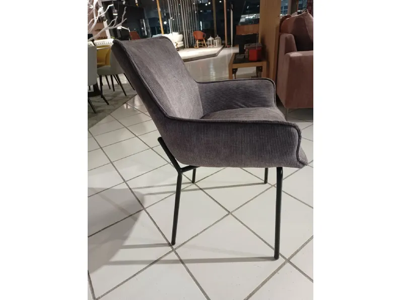 Tavolo in offerta outlet modello Tavolo star  di Devina nais 