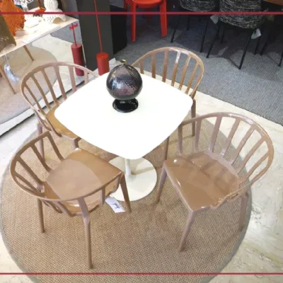 Tavolo in vetro quadrato Thierry bistrot Kartell in offerta outlet