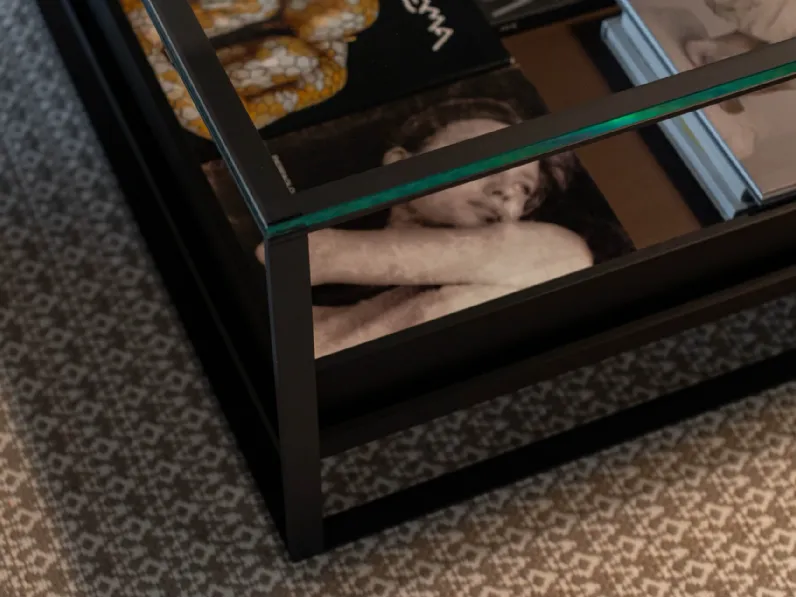 Tavolino design Lithos  di Maxalto a prezzo scontato
