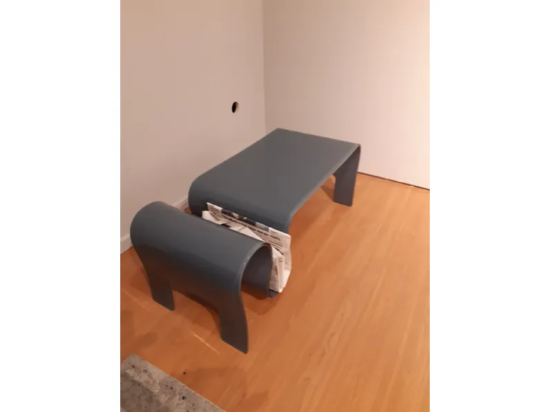 Tavolino La vetreria modello Tavolino cristallo grigio curvato in OFFERTA OUTLET