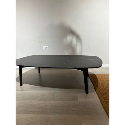 Tavolino moderno modello Abrey di Calligaris scontato 