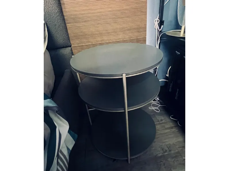 Tavolino design Tavolino polar di Adok a prezzo scontato