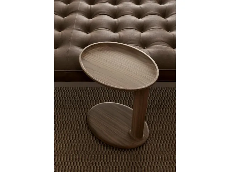 Prezzi ribassati per il tavolino design Oliver  di Flexform