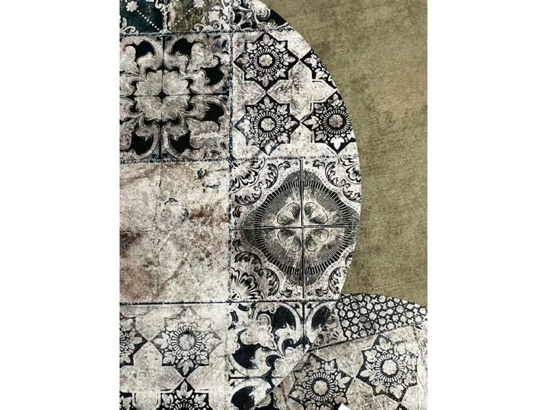 Tavolino modello Tavolini design di Artigianale a prezzo scontato