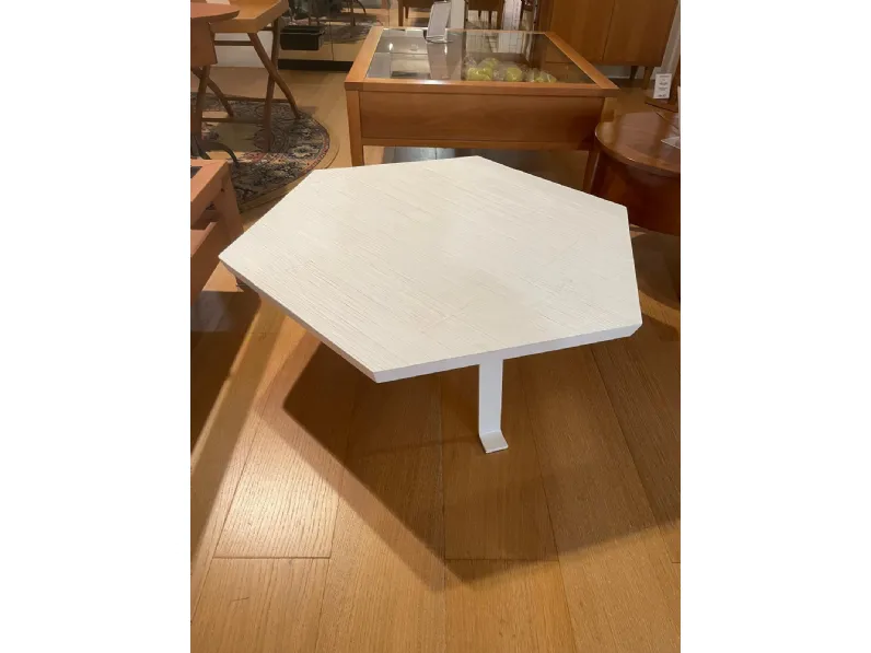Prezzi ribassati per il tavolino design Sweet 46 di Gervasoni