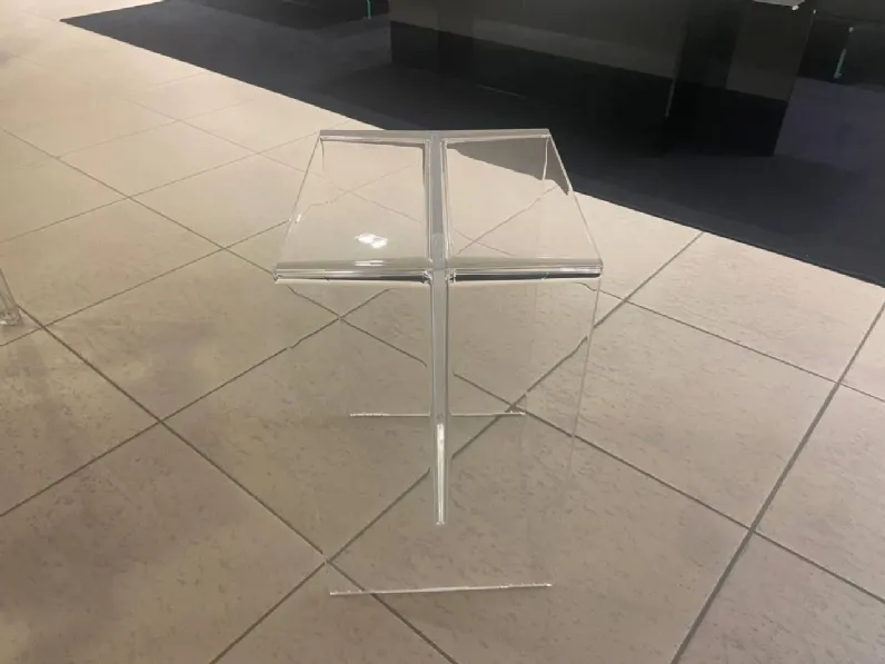 Tavolino moderno modello Max-beam di Kartell scontato 