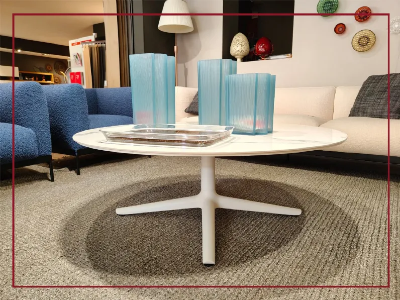 Tavolino Multiplo low tondo  della marca Kartell con forte sconto - 20%
