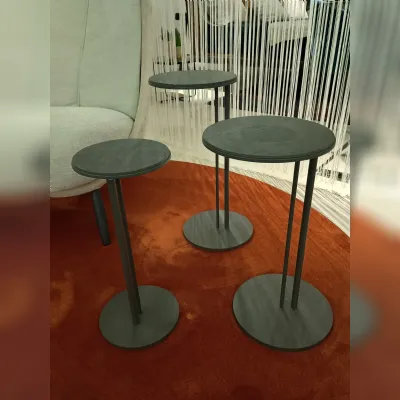Prezzi ribassati per il tavolino moderno Sting di Cattelan italia