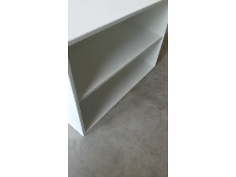 Tavolino Papp del brand Mya design a prezzi convenienti - 30%