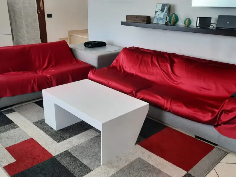 Tavolino Papp del brand Mya design a prezzi convenienti - 30%