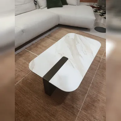 Tavolino modello Slide di Stones a prezzo scontato