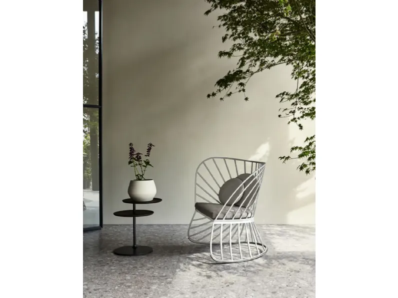 Prezzi ribassati per il tavolino design Vicino di Molteni & c