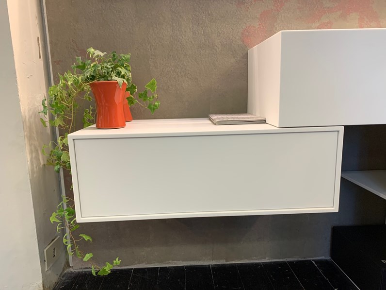 Mobile Bagno Con Lavabo In Corian.Mobile Bagno A Terra Unico Lavabo Corian Cassettiera Sospesa Rexa A Prezzo Scontato