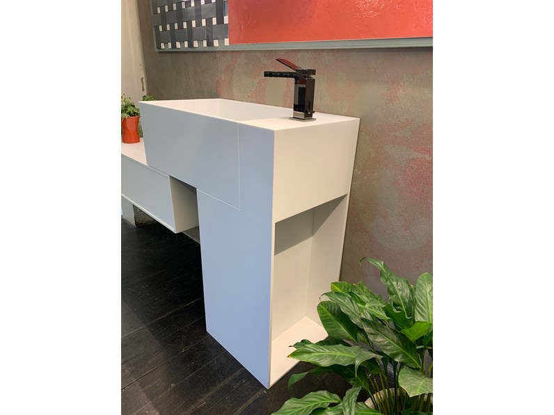 Mobile Bagno Lavabo Corian.Mobile Bagno A Terra Unico Lavabo Corian Cassettiera Sospesa Rexa A Prezzo Scontato