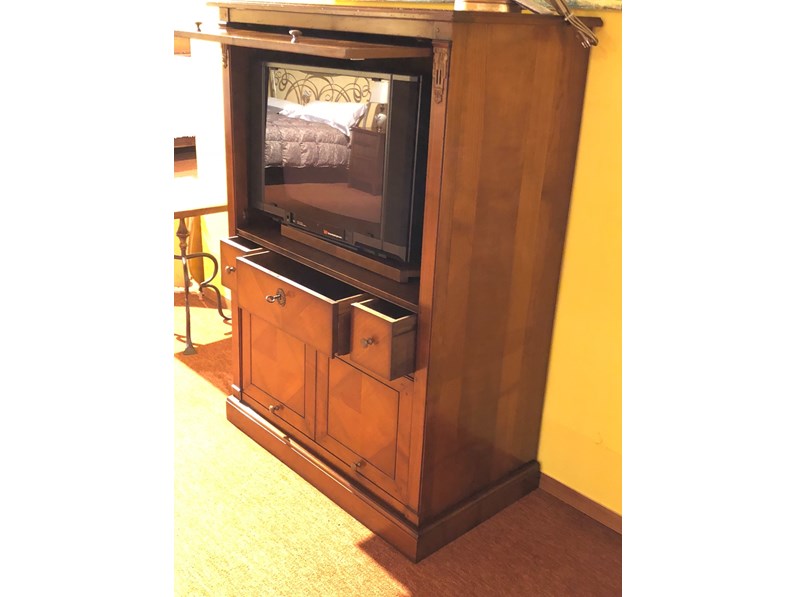 Mobile Porta Tv In Legno Classico.Porta Tv In Stile Classico In Legno Artigiani Veneti Memory